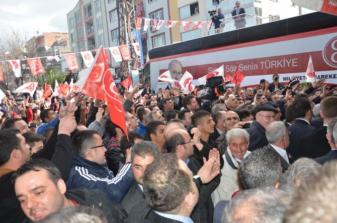 MHP LİDERi DEVLET BAHÇELİ AKHİSARLILAR İLE BULUŞTU